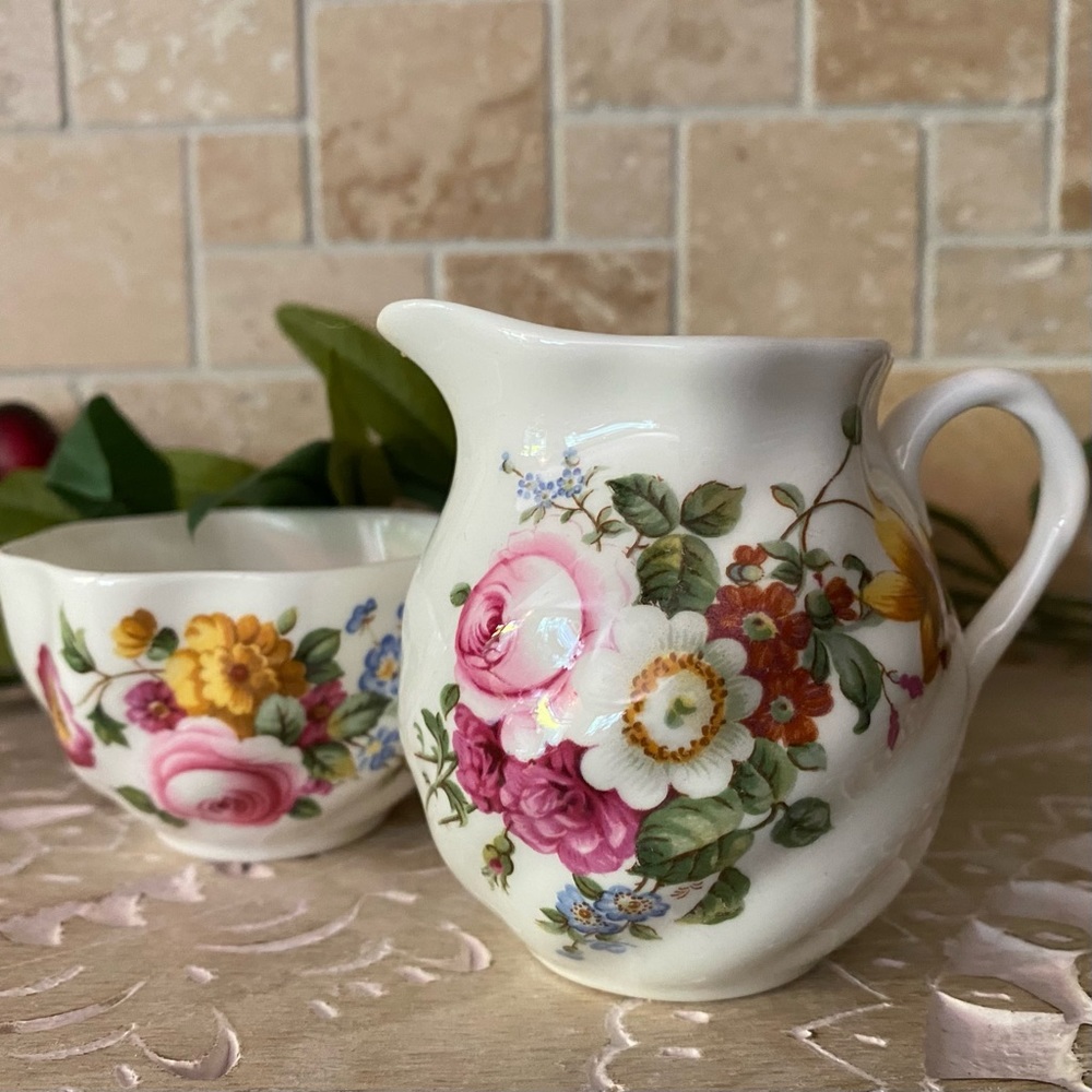 English Creamer Jug & Sugar Bowl Set - COALPORT Bone China - Made in England